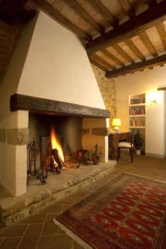 La Locanda Del Borgo Pietralunga  Exteriör bild