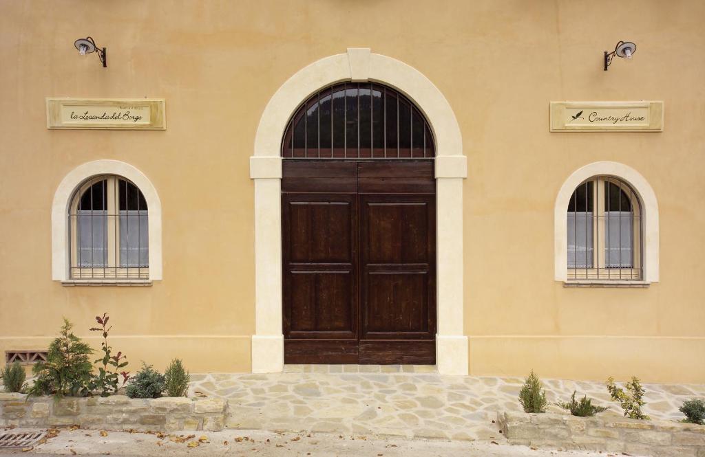 La Locanda Del Borgo Pietralunga  Exteriör bild