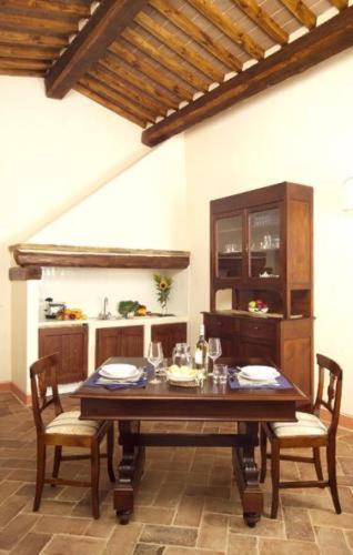 La Locanda Del Borgo Pietralunga  Rum bild